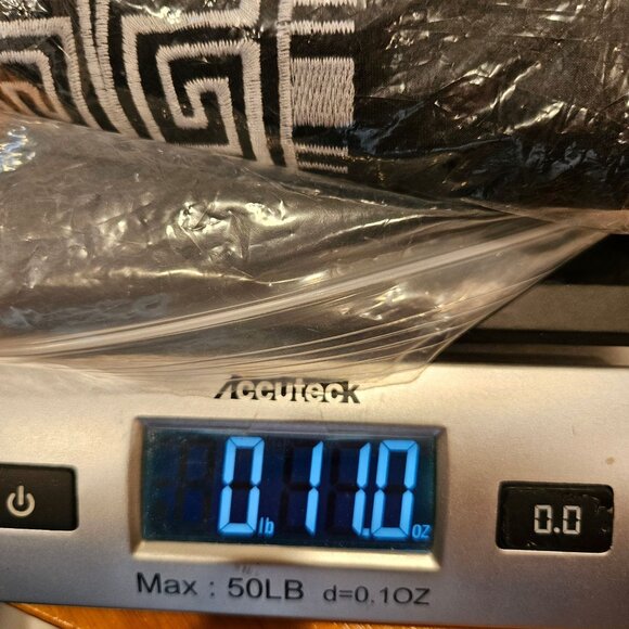 JM collections Womens 1x Black Embroidered V-Neck Top stretch business casual - Picture 10 of 10